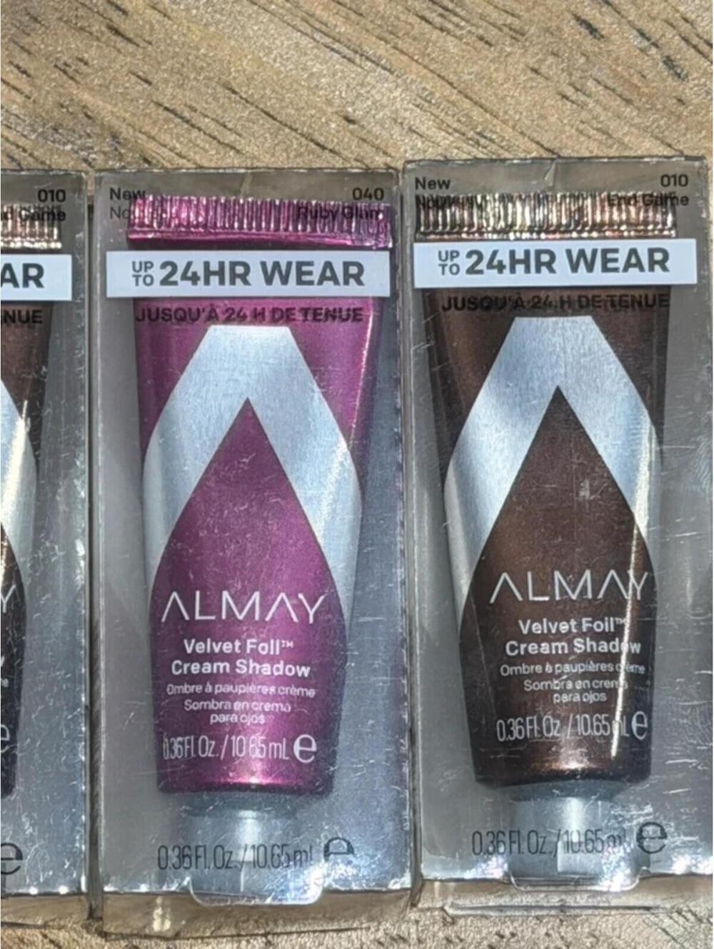Almay 24 hour cream shadow New